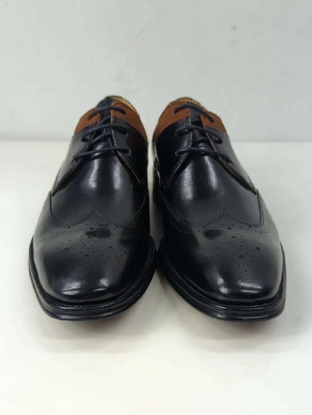 New Stacy Adams Hewlett Wingtip Oxford in Black Leather Size 8.5